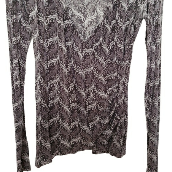 ❌DONATED❌ 149A Ann Taylor Loft Swirly Paisley Long Sleeve - Picture 2 of 4